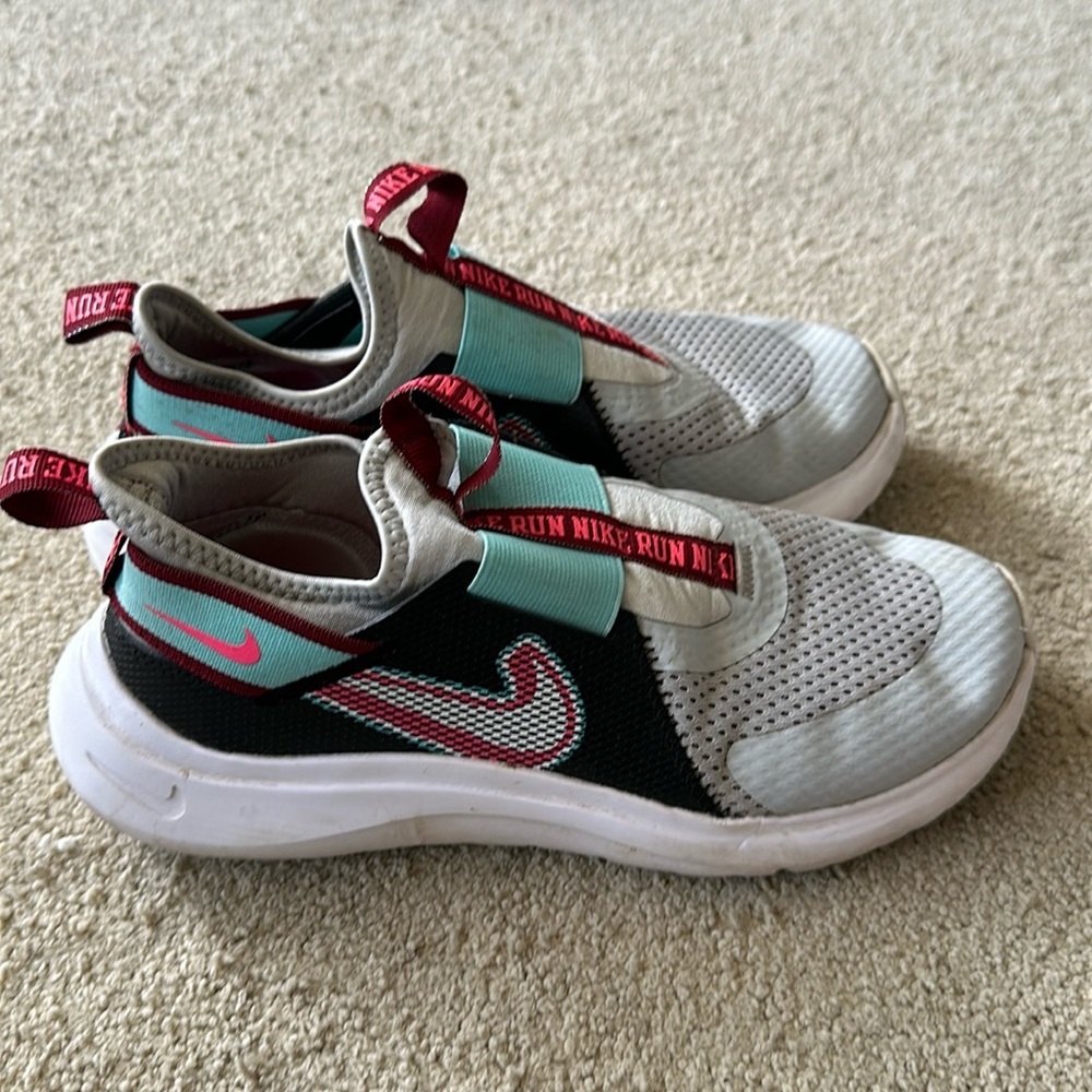 Nike big kids size 6